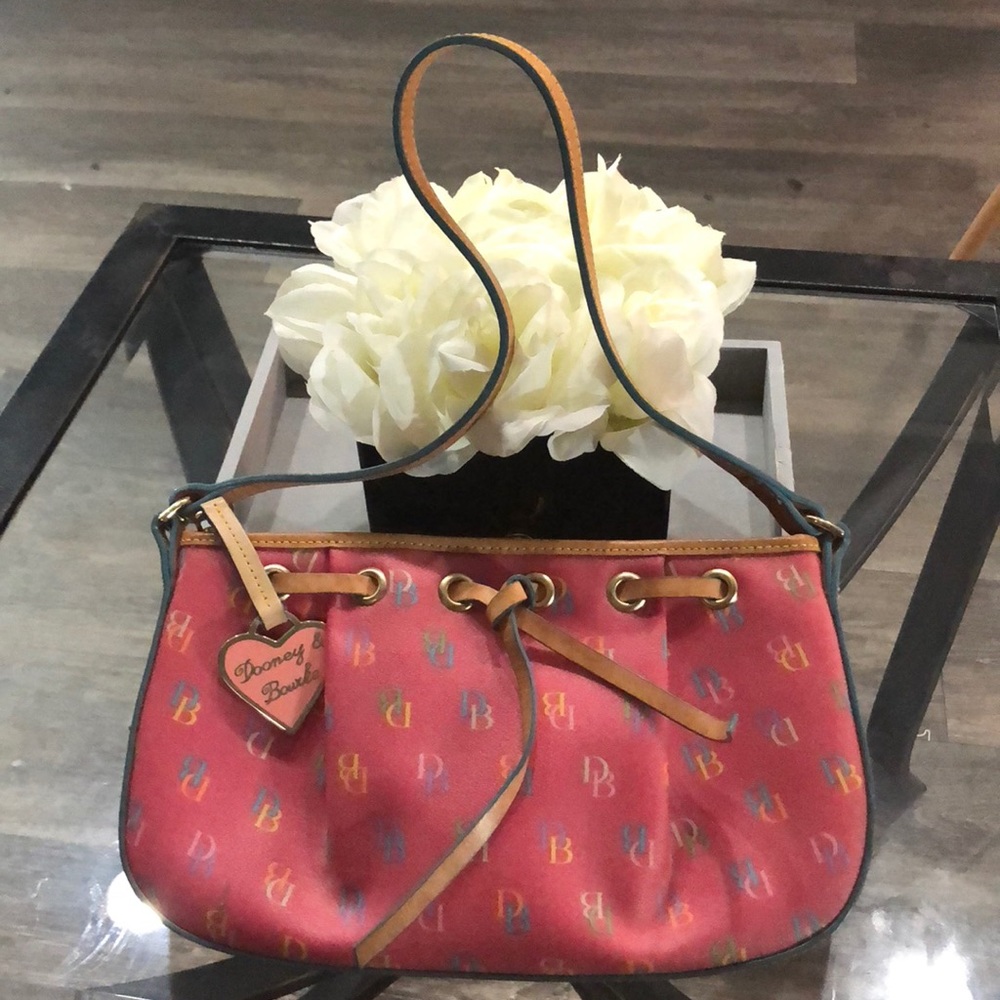 Dooney & Bourke 👛 - Picture 2 of 3